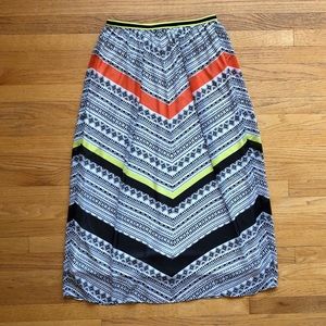 EUC Old Navy Patterned Accented Long Maxi Skirt M